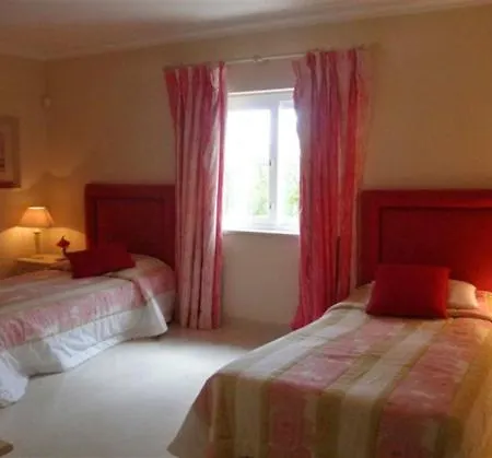 Vale Do Garrao Sleeps 10 Pool Air Con *